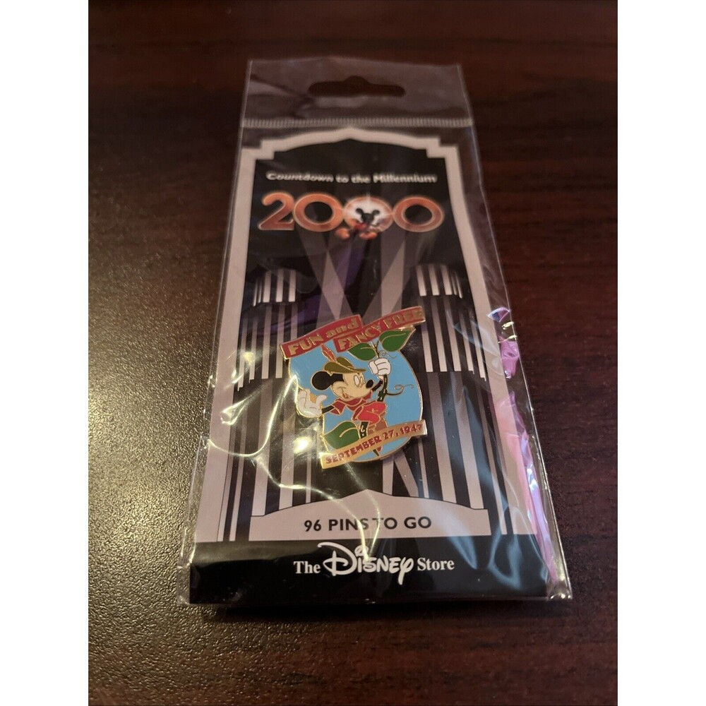Disney Countdown To The Millennium Fun And Fancy‎ Free Mickey Mouse #97 Pin